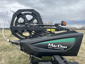 2014 MacDon FD75S Image