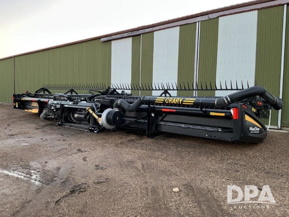 2014 MacDon FD75S Equipment Image0