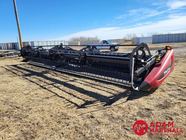 Image of MacDon FD75S equipment image 1