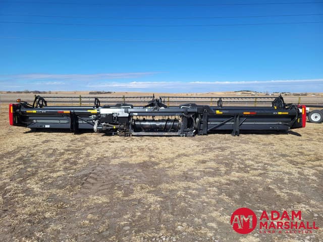 Image of MacDon FD75S equipment image 4