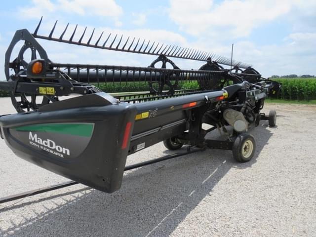 Image of MacDon FD75S equipment image 2
