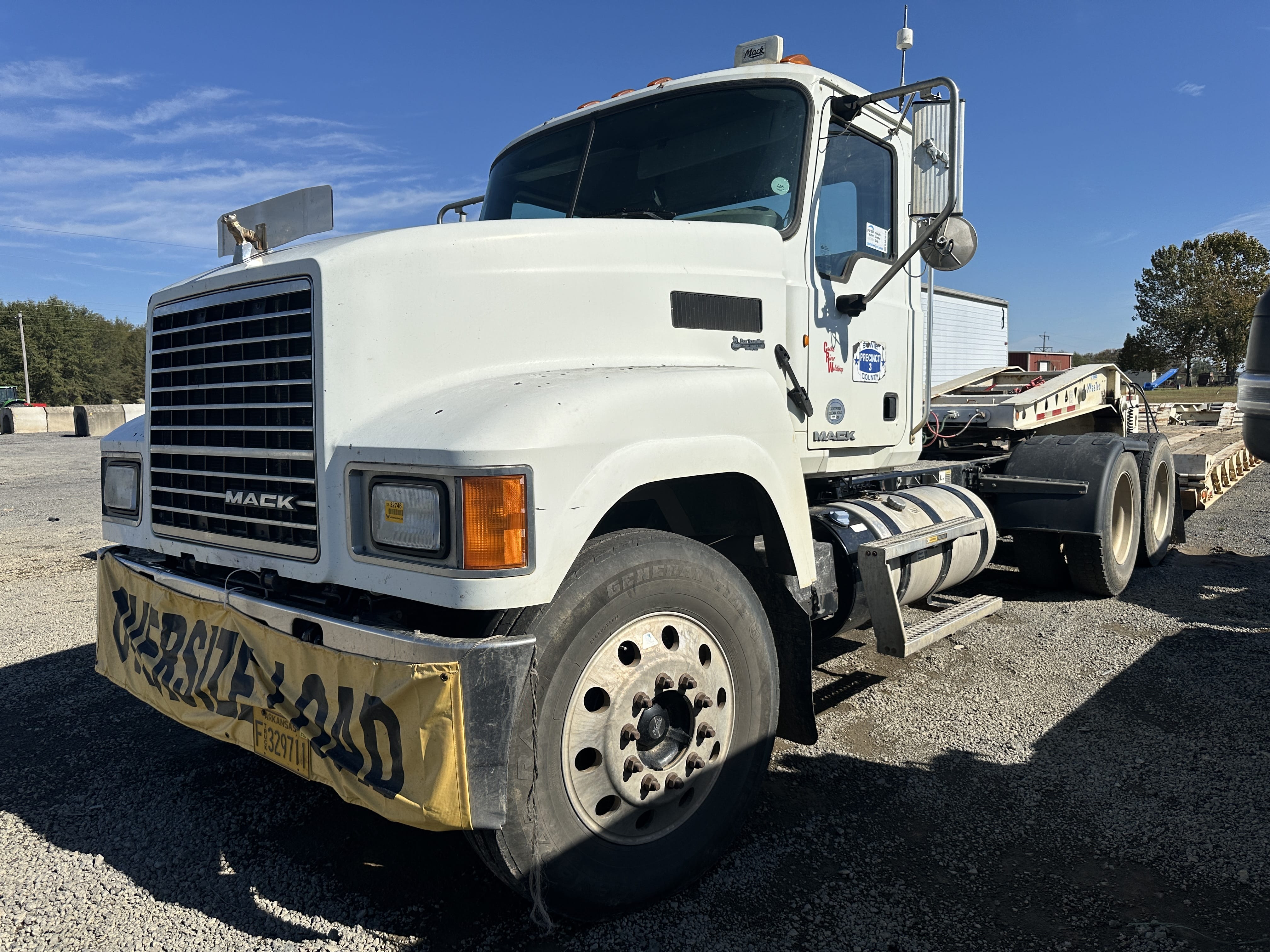 2014 Mack CHU Equipment Image0