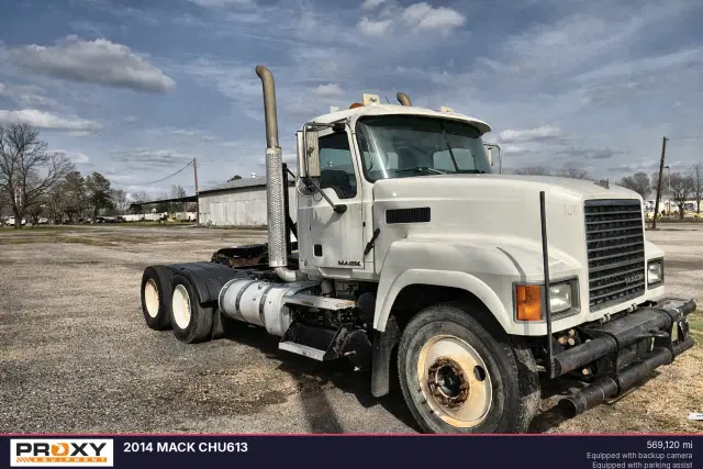 Image of Mack CHU613 equipment image 1