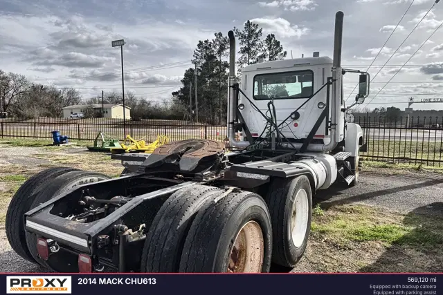Image of Mack CHU613 equipment image 3