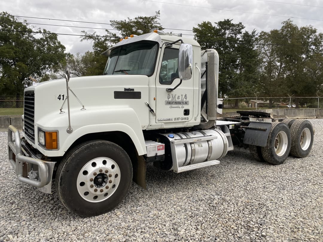 Image of Mack CHU613 Primary image