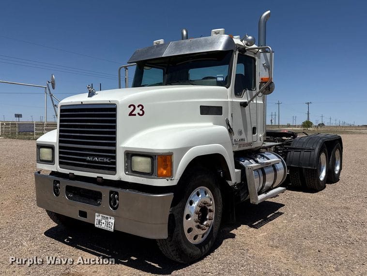 2014 Mack CHU613 Equipment Image0