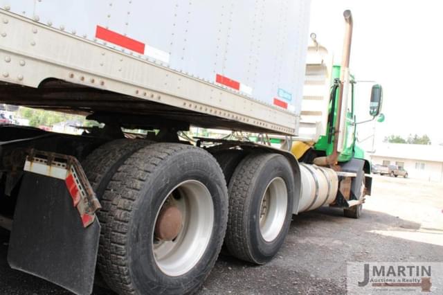 Image of Mack CXU613 equipment image 3
