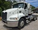 2014 Mack CXU613 Image