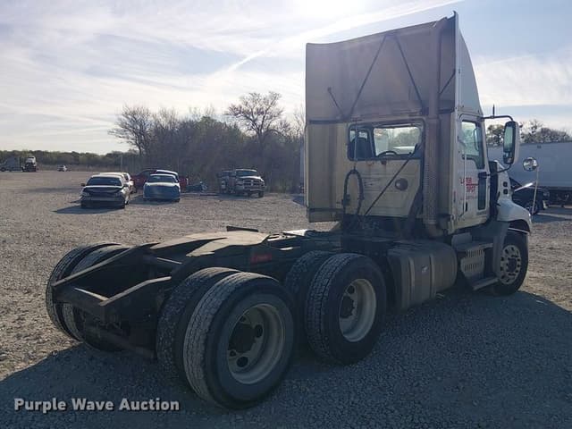 Image of Mack CXU613 equipment image 4