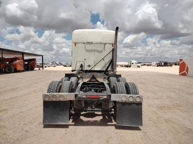 Image of Mack CXU613 equipment image 3