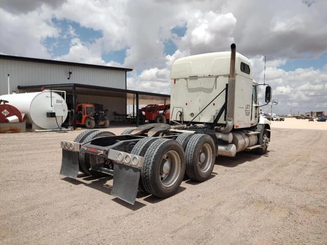 Image of Mack CXU613 equipment image 4
