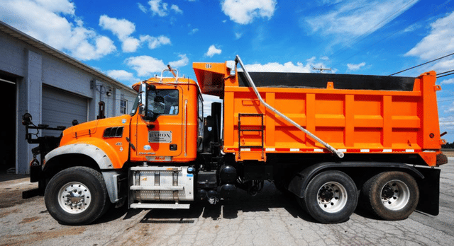 Image of Mack Granite GU713 equipment image 1