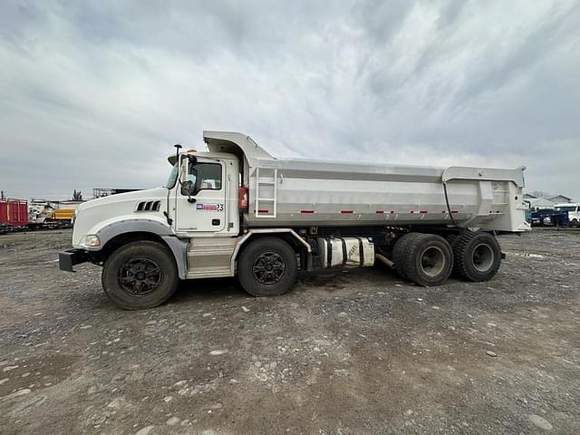 Image of Mack GU813 equipment image 4