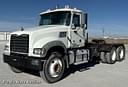 2014 Mack GU713 Image