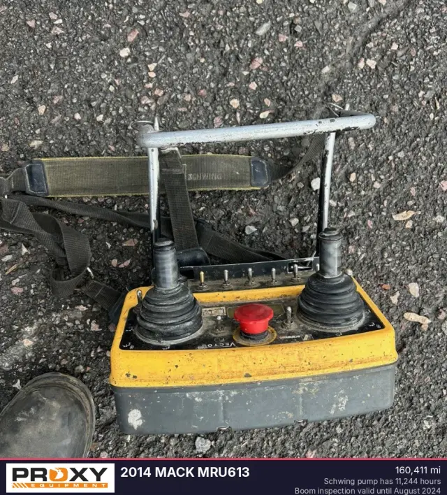 Image of Mack MRU613 equipment image 1