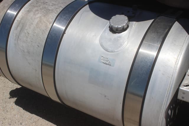 Image of Mack Pinnacle CHU613 equipment image 4