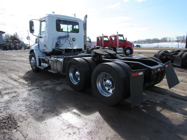 Image of Mack Pinnacle CXU613 equipment image 3