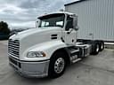 2014 Mack Pinnacle CXU613 Image