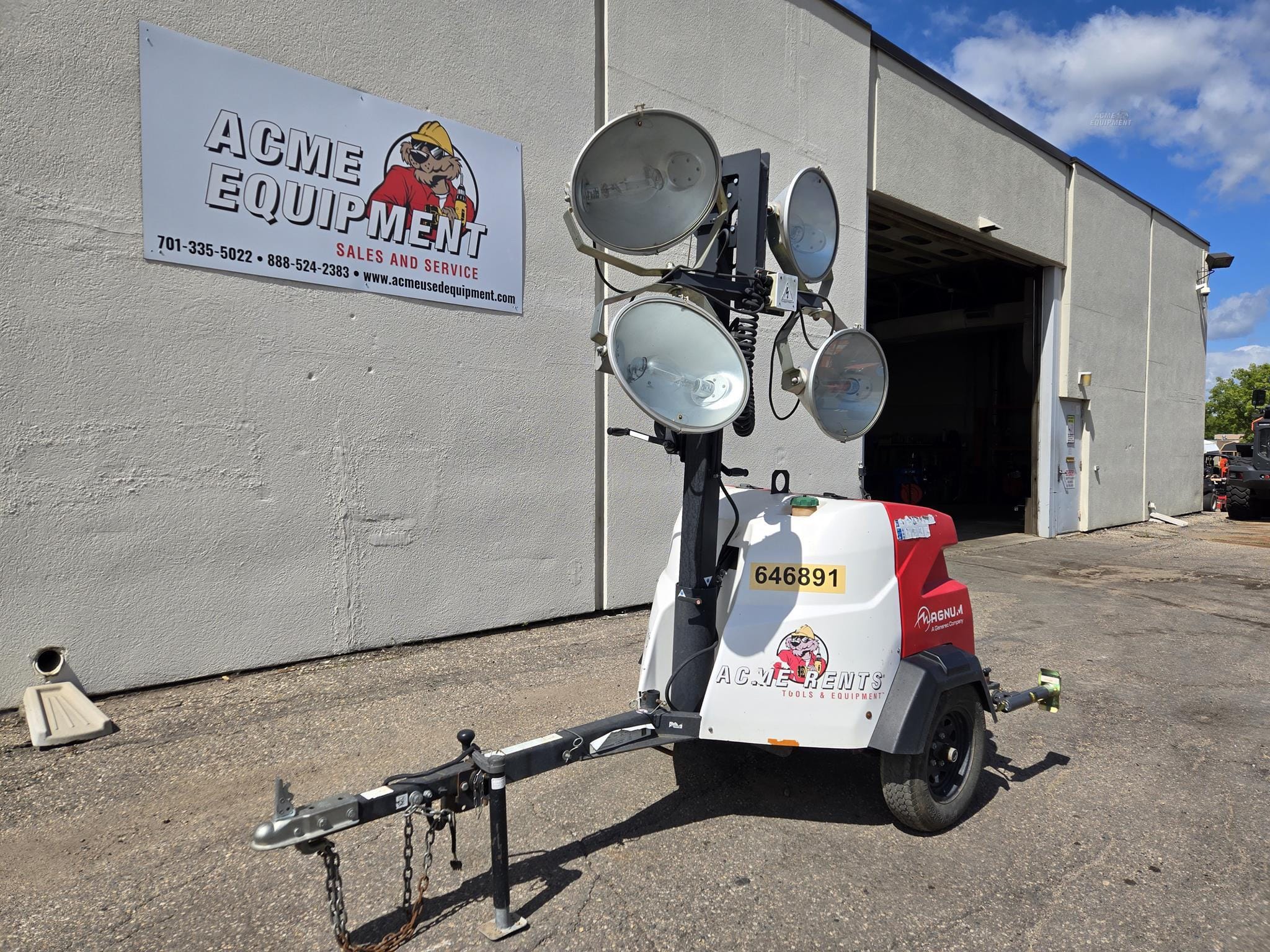 2014 Magnum MLT6S Equipment Image0