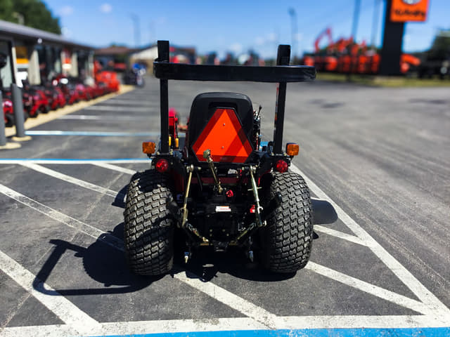 Image of Mahindra eMax 22 equipment image 3