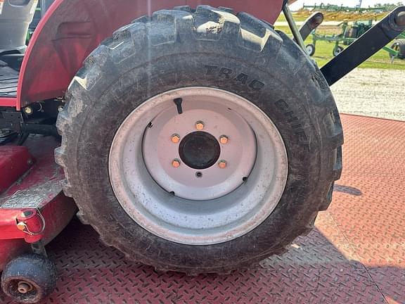 Image of Mahindra eMax 25 equipment image 3