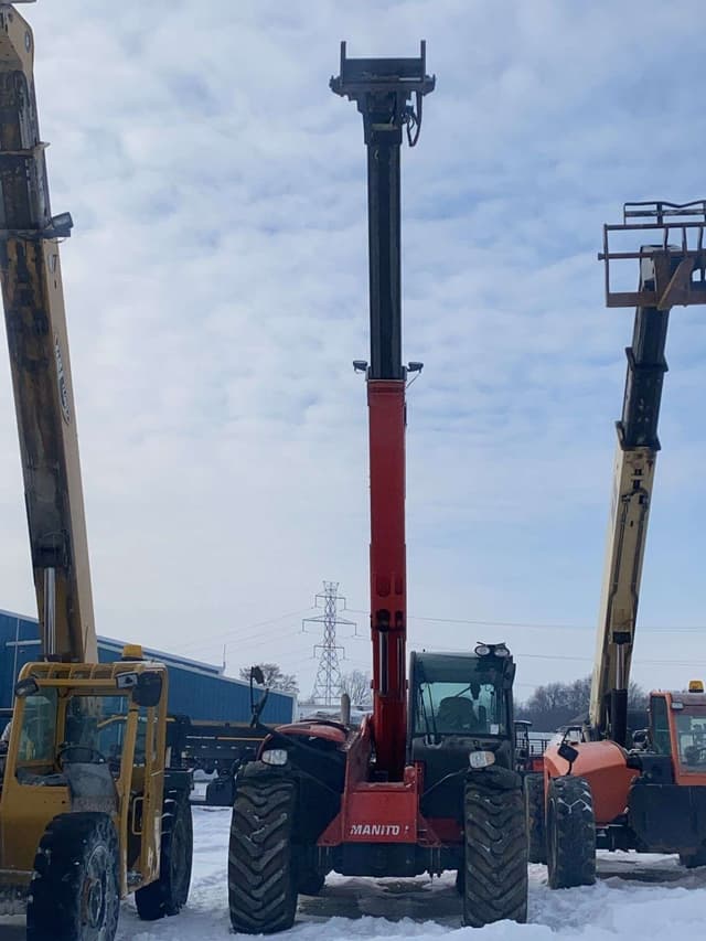 Image of Manitou MLT960 equipment image 2