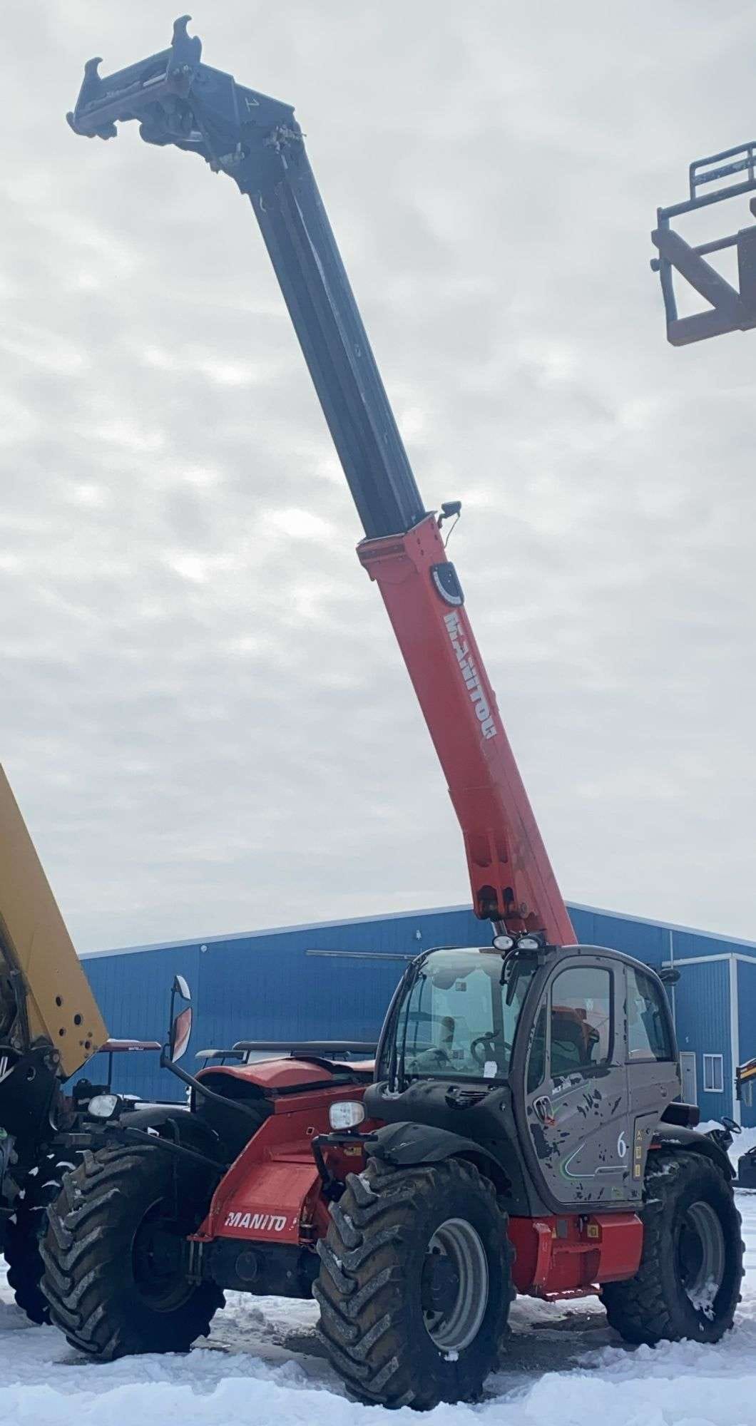 2014 Manitou MLT960 Equipment Image0