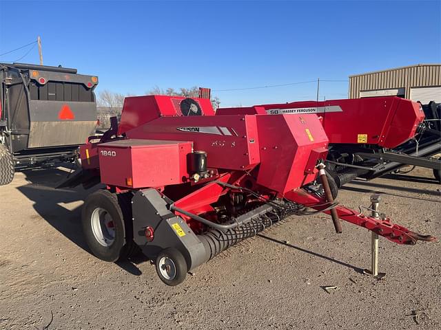 Image of Massey Ferguson 1840 equipment image 1