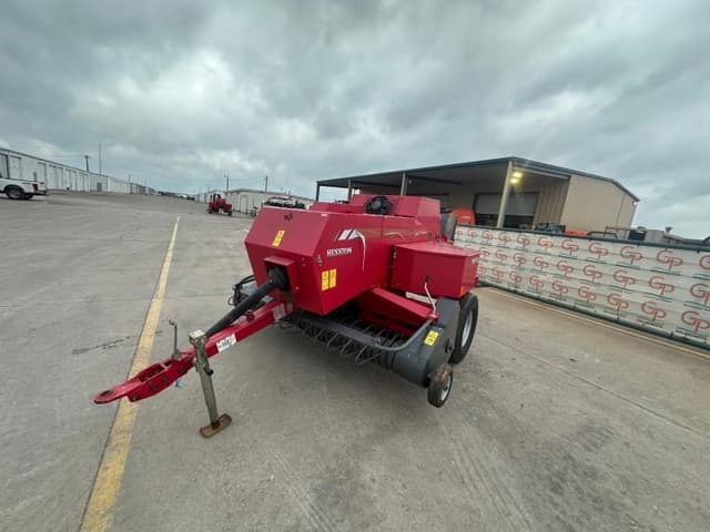 Image of Massey Ferguson 1840 equipment image 3