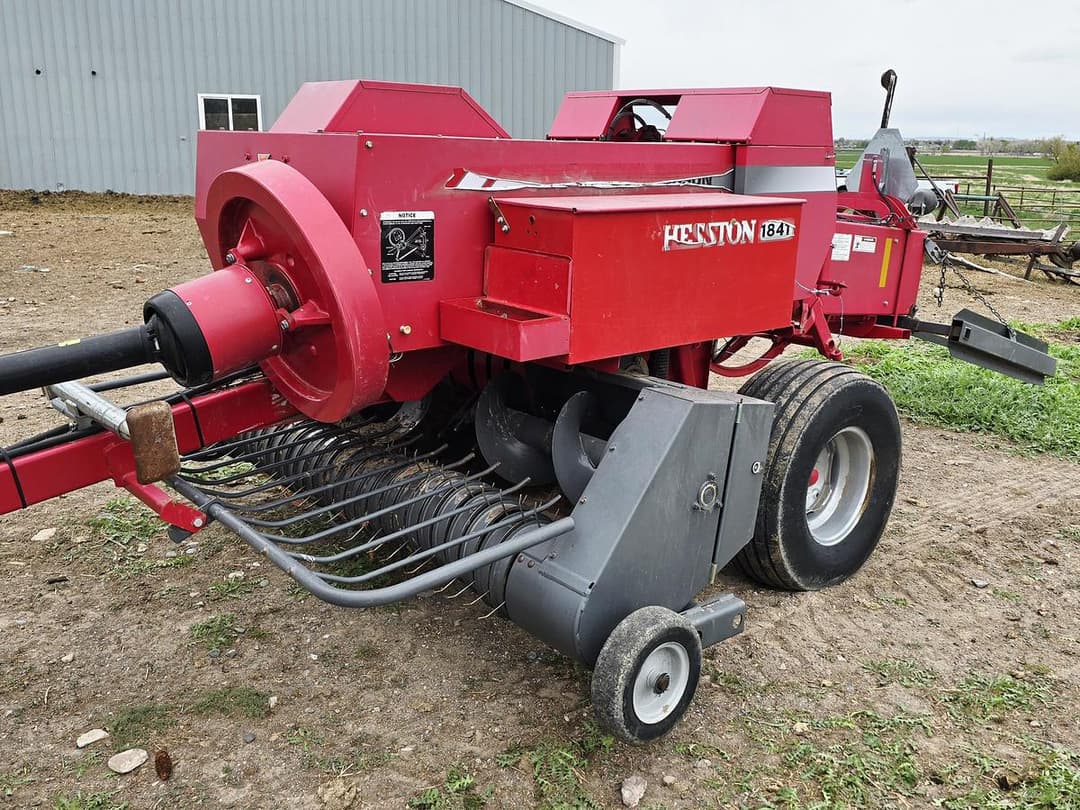 Image of Massey Ferguson 1841 Primary image