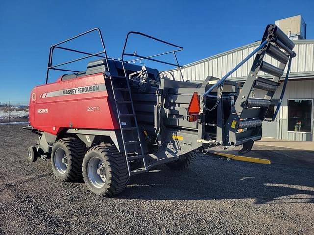 Image of Massey Ferguson 2270 equipment image 1