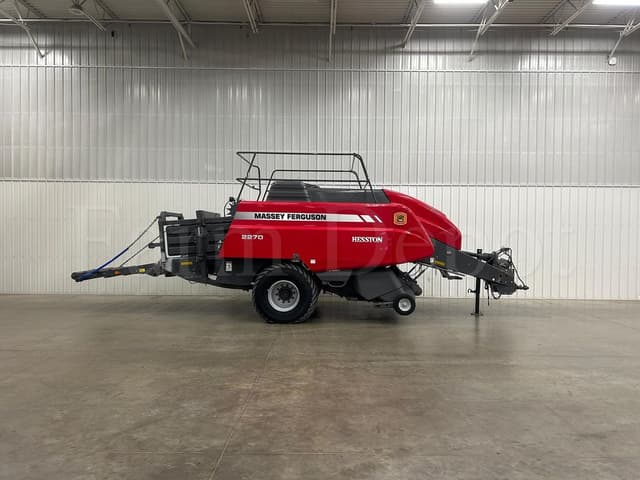 Image of Massey Ferguson 2270 equipment image 2