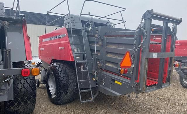 Image of Massey Ferguson 2290 equipment image 2