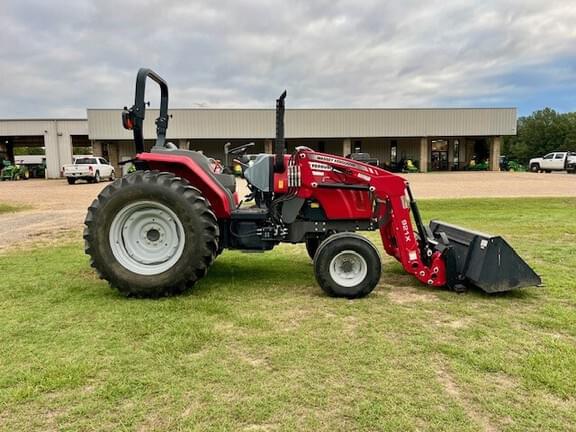 Image of Massey Ferguson 4608 equipment image 2