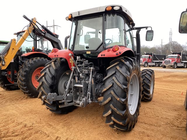Image of Massey Ferguson 5612 equipment image 2