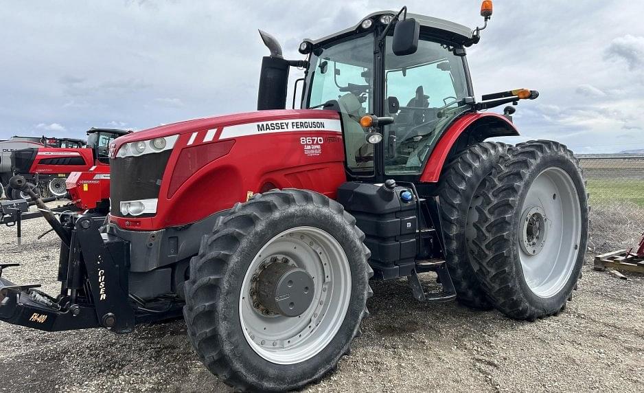 Image of Massey Ferguson 8670 Primary image