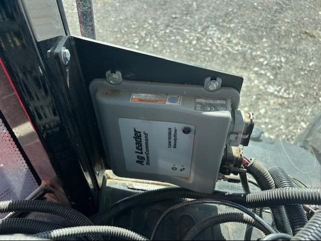 Image of Massey Ferguson 8680 equipment image 3