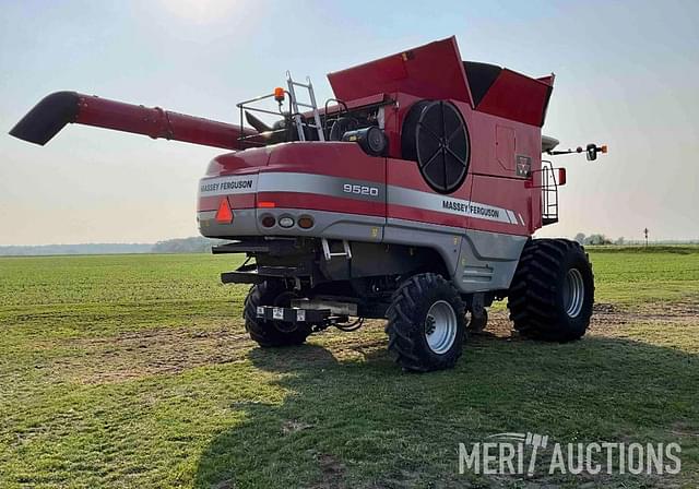Image of Massey Ferguson 9520 equipment image 4