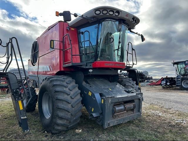 Image of Massey Ferguson 9520 equipment image 1