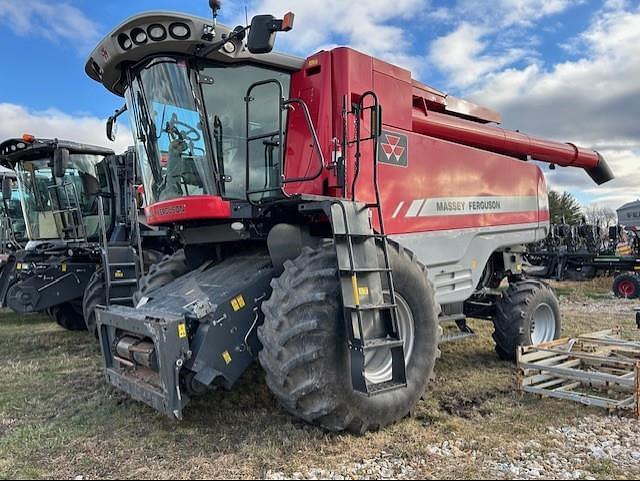 Image of Massey Ferguson 9520 Primary image