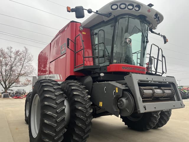 Image of Massey Ferguson 9540 equipment image 2
