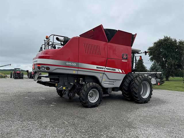 Image of Massey Ferguson 9540 equipment image 4