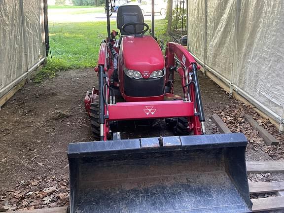 Image of Massey Ferguson GC1715 equipment image 1