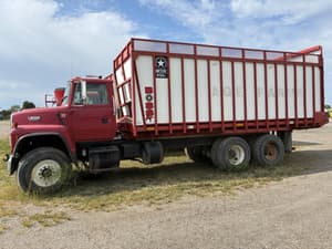 2014 Meyer 8122RT Image