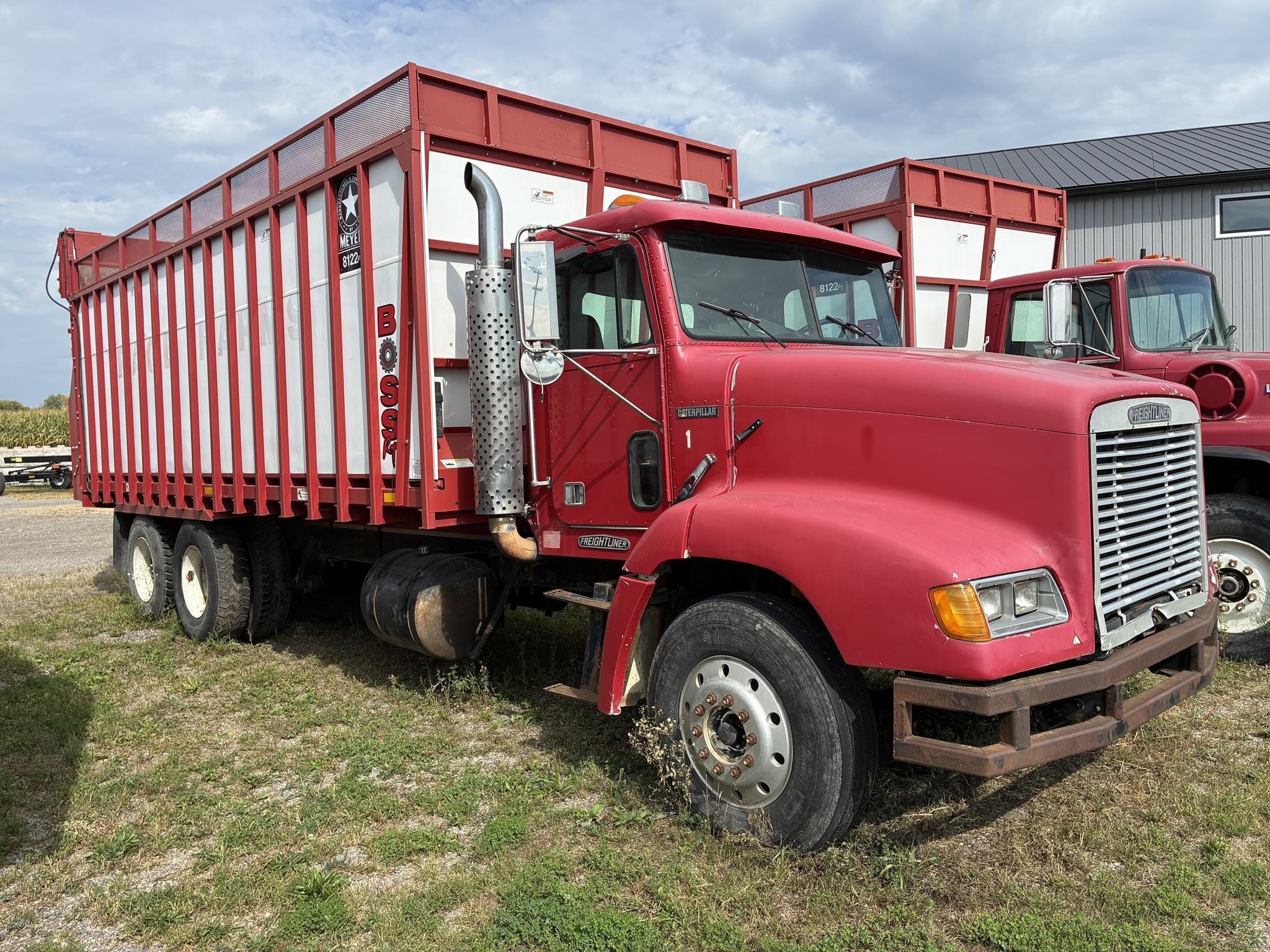 2014 Meyer 8122RT Equipment Image0