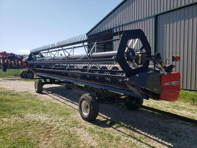 Image of Massey Ferguson 8200 equipment image 1
