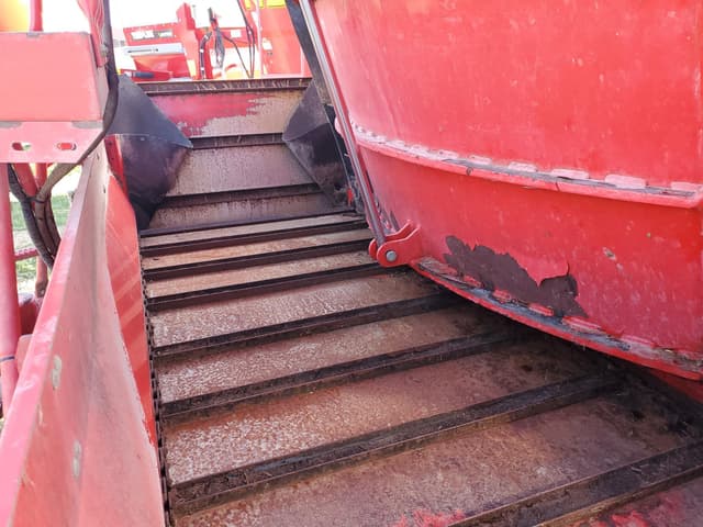 Image of NDE 704 equipment image 2