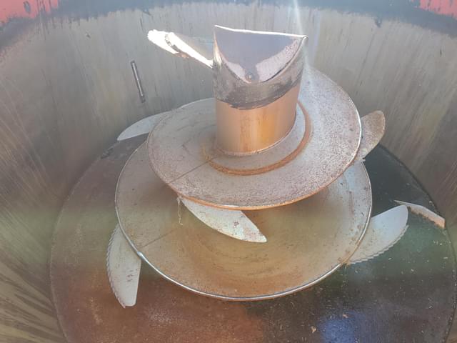 Image of NDE 704 equipment image 4