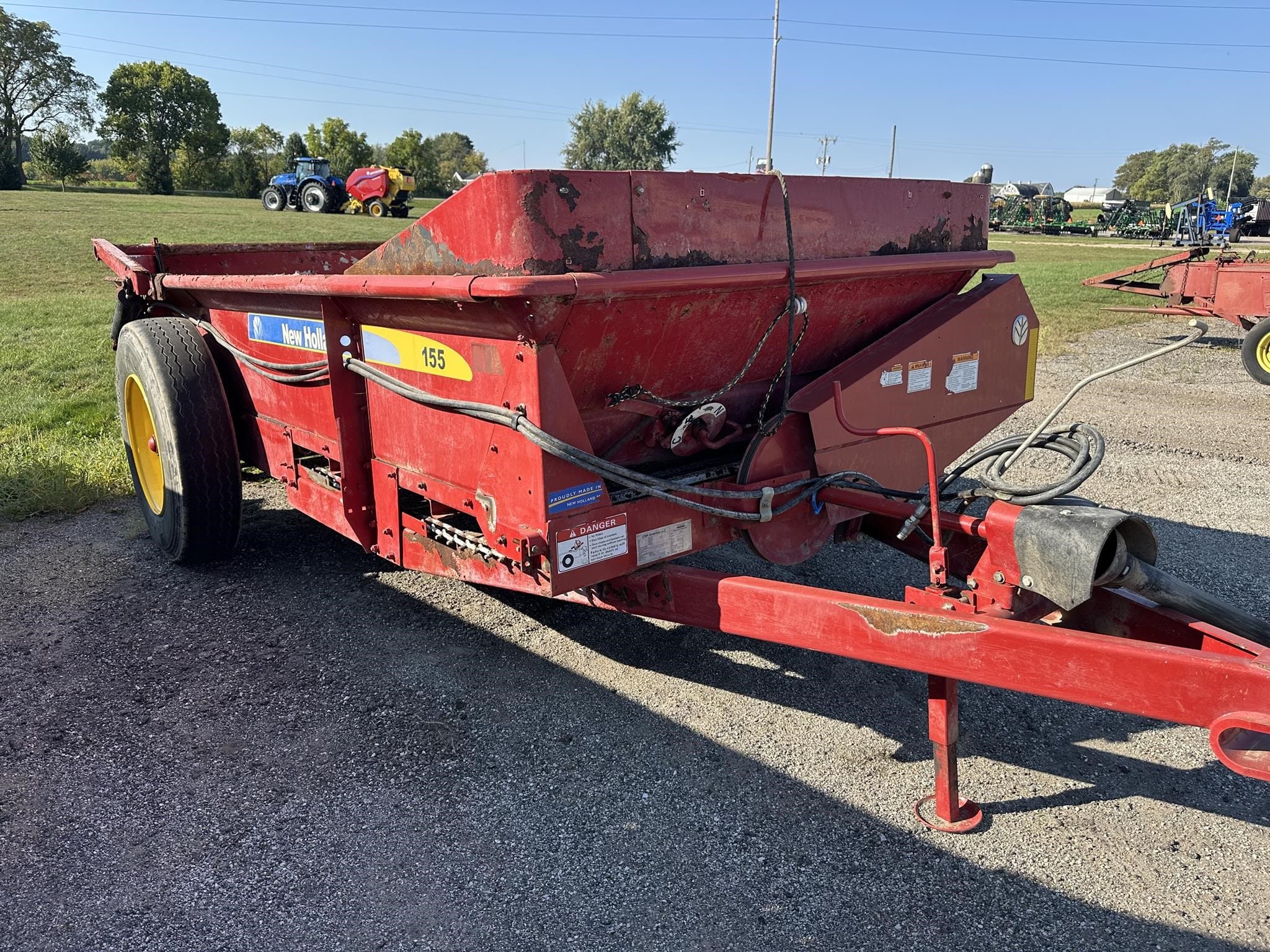 2014 New Holland 155 Equipment Image0