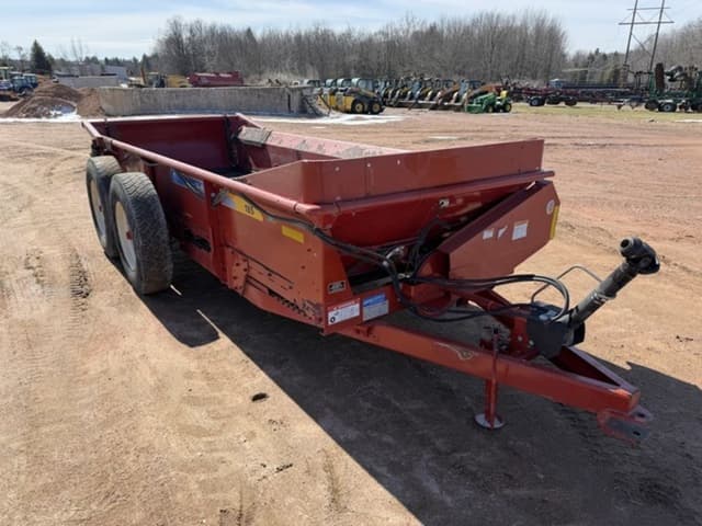 Image of New Holland 185 equipment image 2